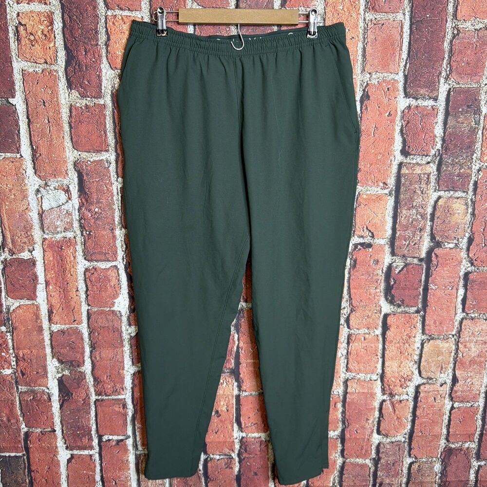 EUC Outdoor Voices Mens RecTrek Pant XL Olive green